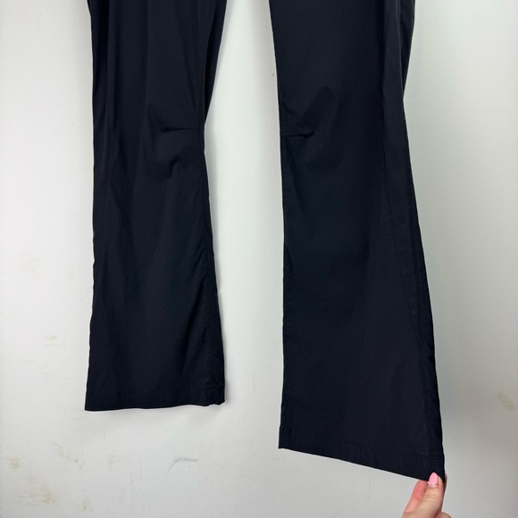 Columbia Womens Anytime Outdoor Boot Cut Pants Sz 12 Black Omni Shield - Picture 12 of 16